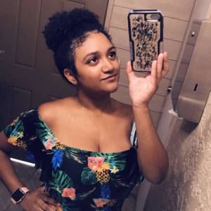 Meet your Posher, Glorydeliz